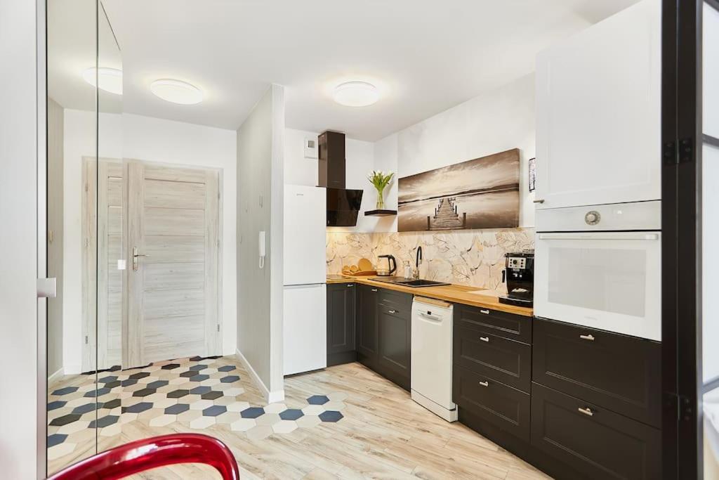 Golden Hour Apartments- Plac Slowianski 36 Świnoujście Екстериор снимка