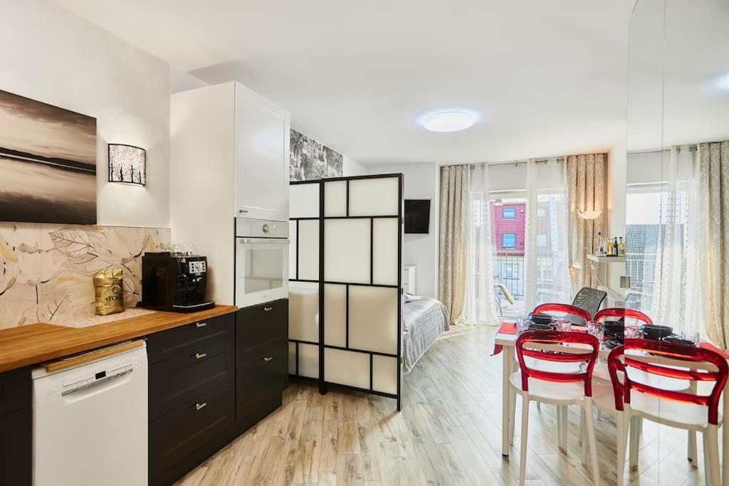Golden Hour Apartments- Plac Slowianski 36 Świnoujście Екстериор снимка
